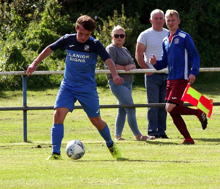 Dylan Davies scored from the spot for Monkton Swifts